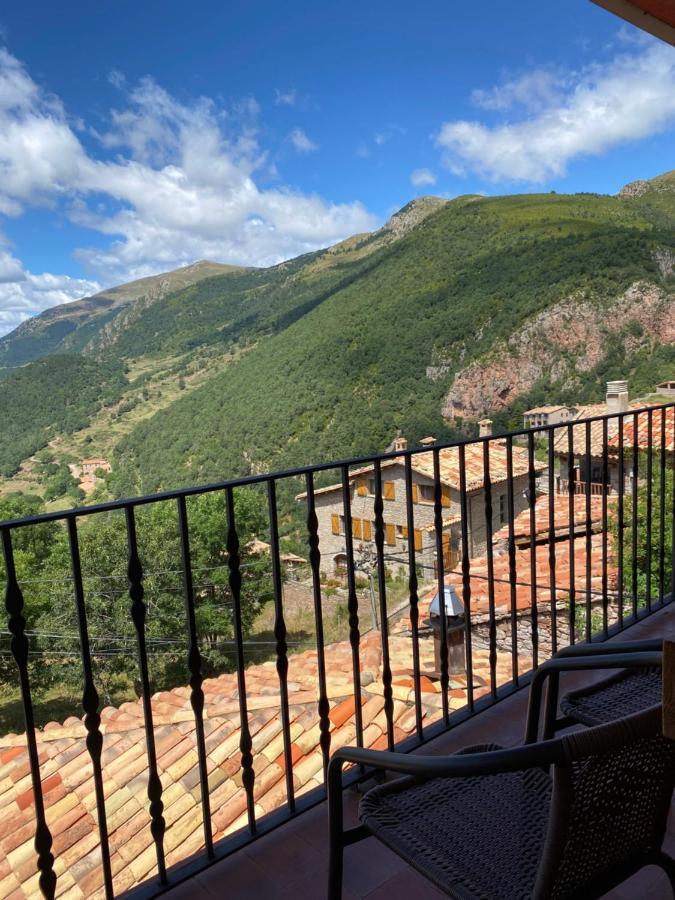 Hostal Alt Llobregat Castellar De N'Hug Eksteriør billede